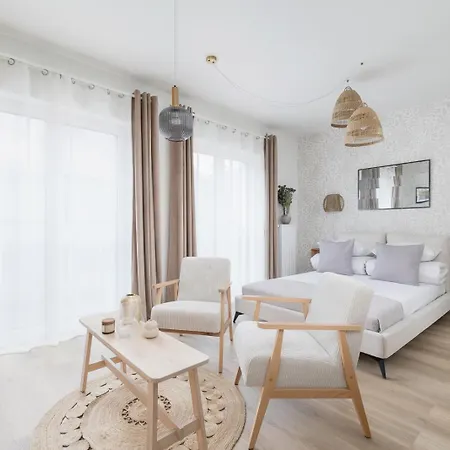 Cosmic Latte - Luxury Studio With Ac - Podgorze