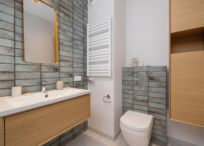 Luxury With An Ac - Lwowska 10 Street