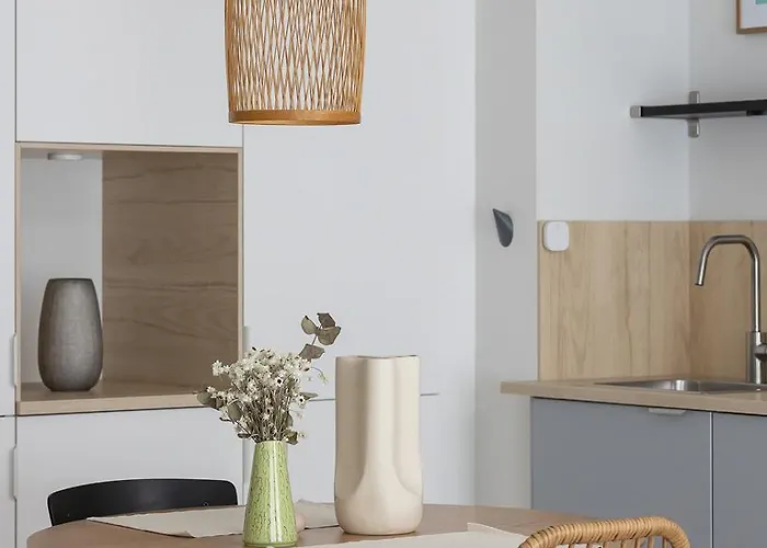 Luxury With An Ac - Lwowska 10 Street